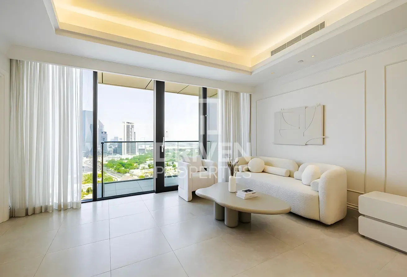 Upgraded | High Floor | Prime Downtown