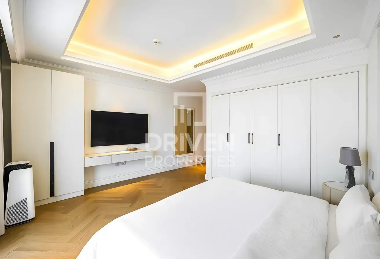Upgraded | High Floor | Prime Downtown