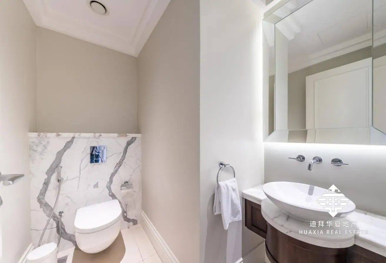 Fully Furnished | Elegant Unit | Burj Khalifa View