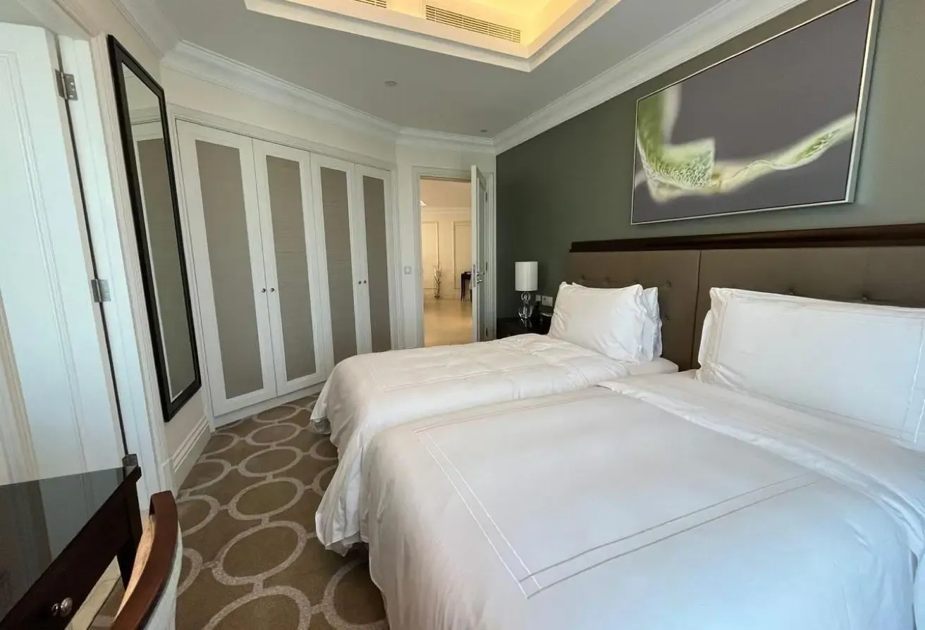 Own The Iconic - The Ultimate Burj Khalifa View