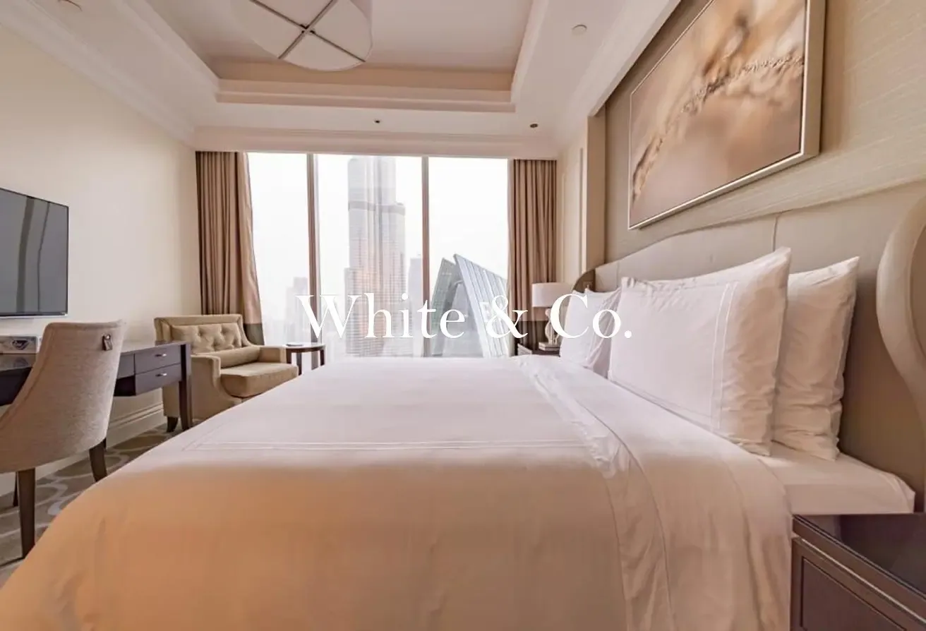 BURJ KHALIFA VIEW | VACANT | HIGH FLOOR