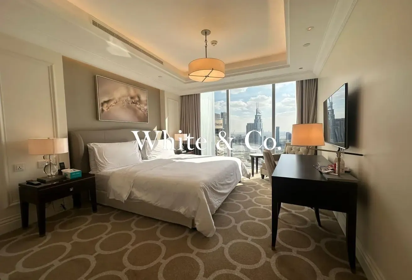 Burj Khalifa View | Motivated | High Flr