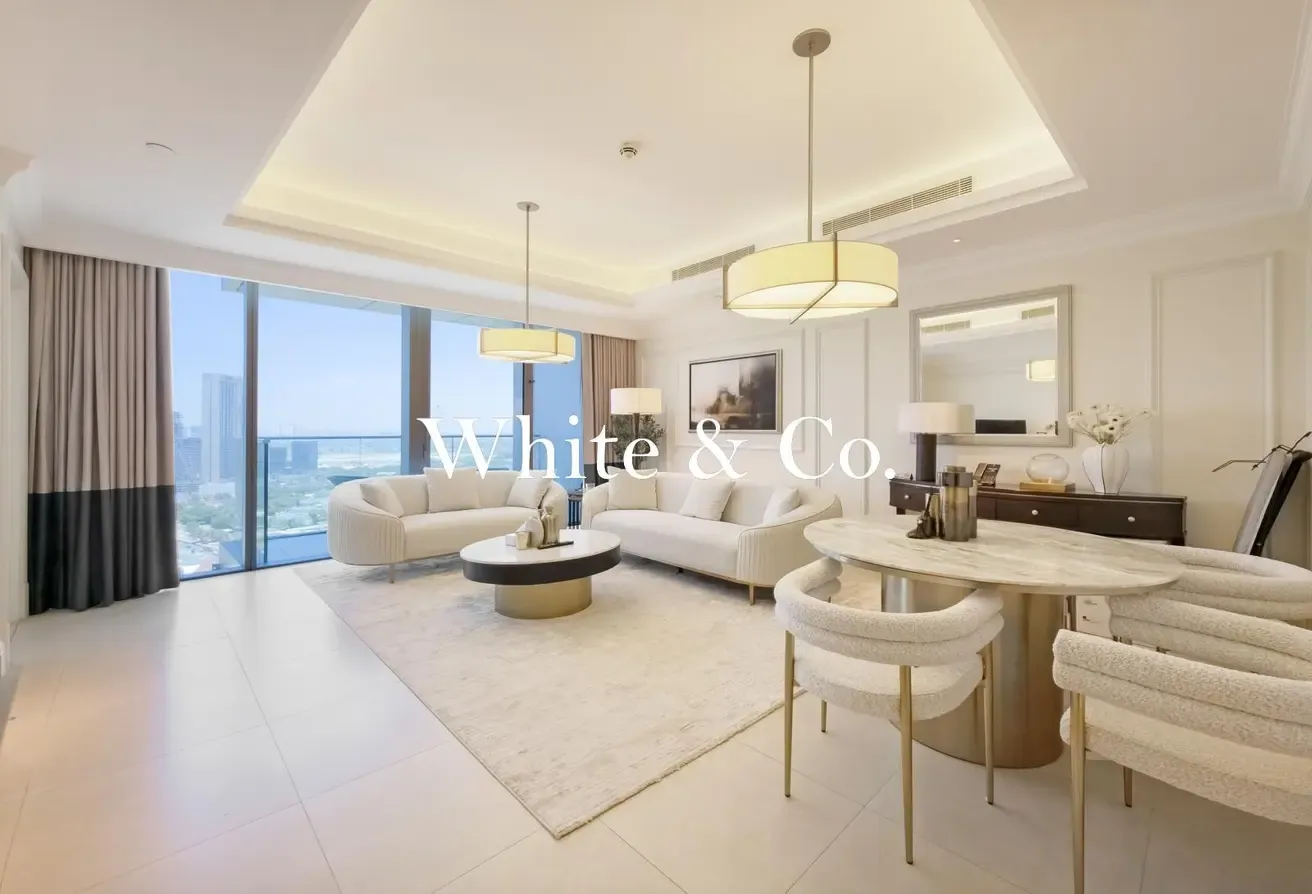 Upgraded | Skyline Views | Mall Access