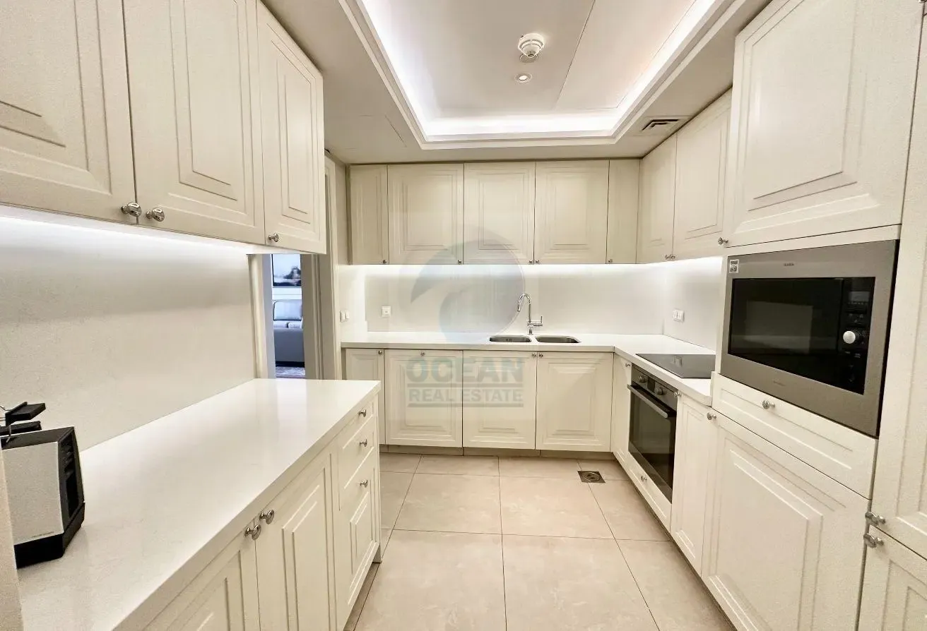 Luxury Living | 2BR Serviced Apartment | Burj View