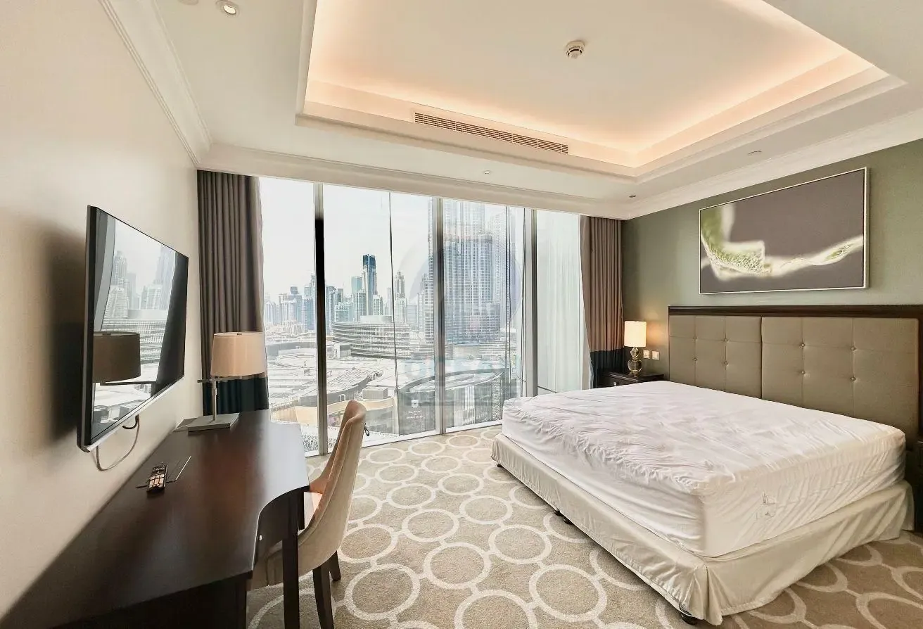 Luxury Living | 2BR Serviced Apartment | Burj View