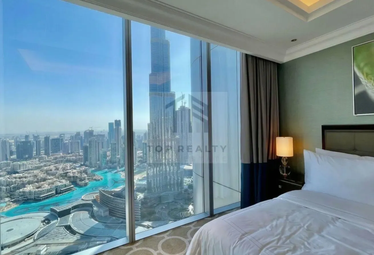 Luxury 2BR | Burj Khalifa View | Fully Furnished