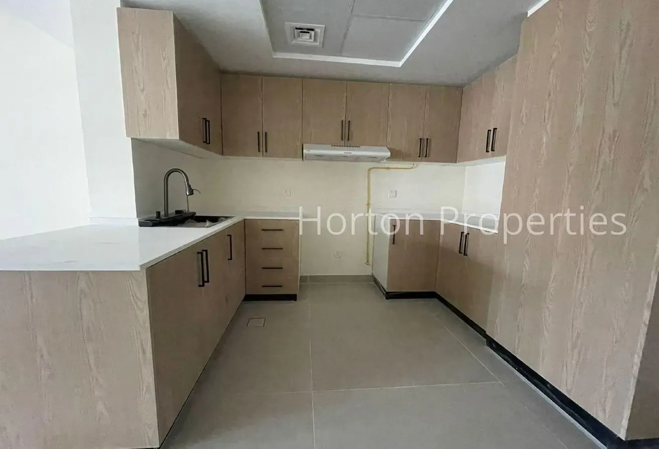 SPACIOUS LAYOUT I WITH STORAGE I UNFURNISHED
