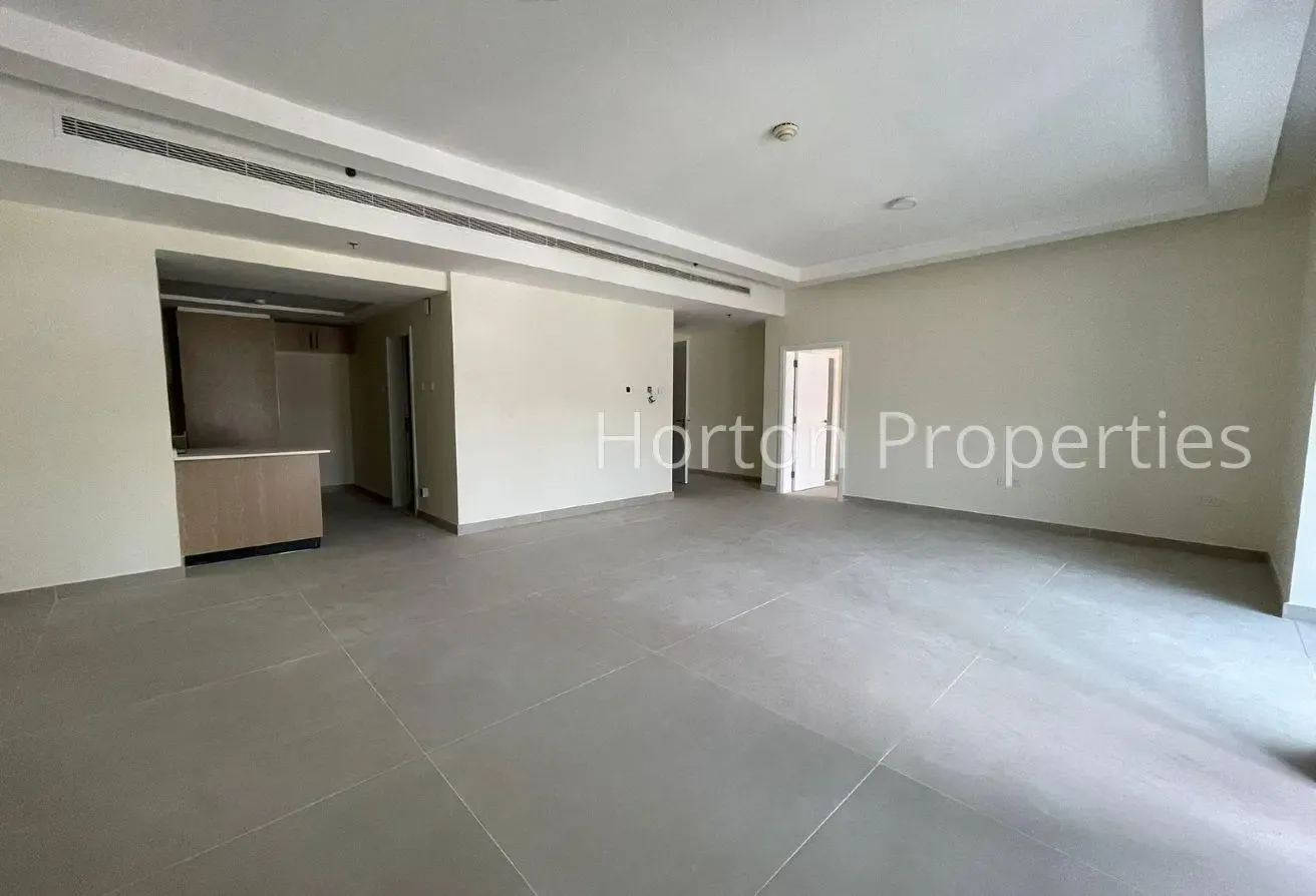 SPACIOUS LAYOUT I WITH STORAGE I UNFURNISHED