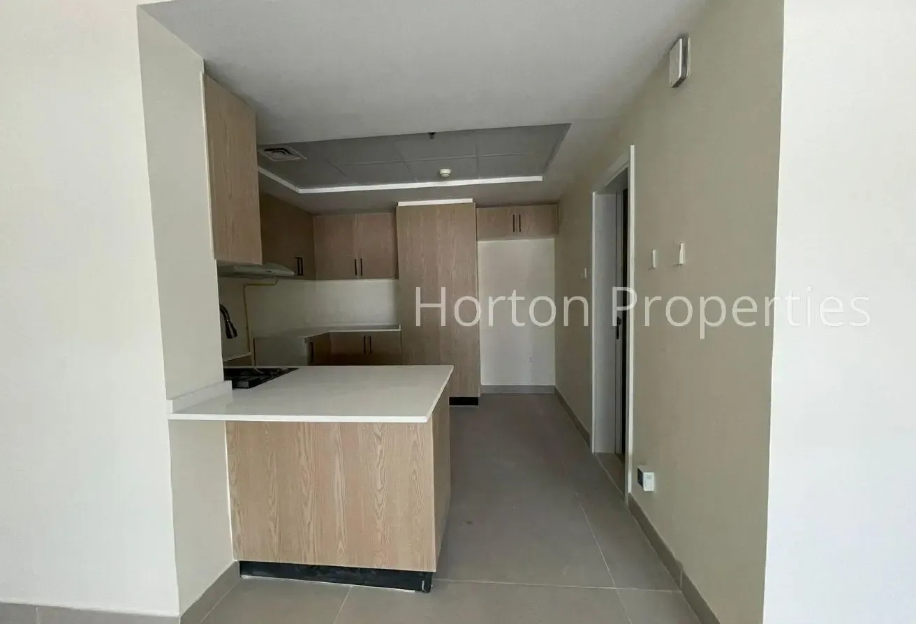 SPACIOUS LAYOUT I WITH STORAGE I UNFURNISHED