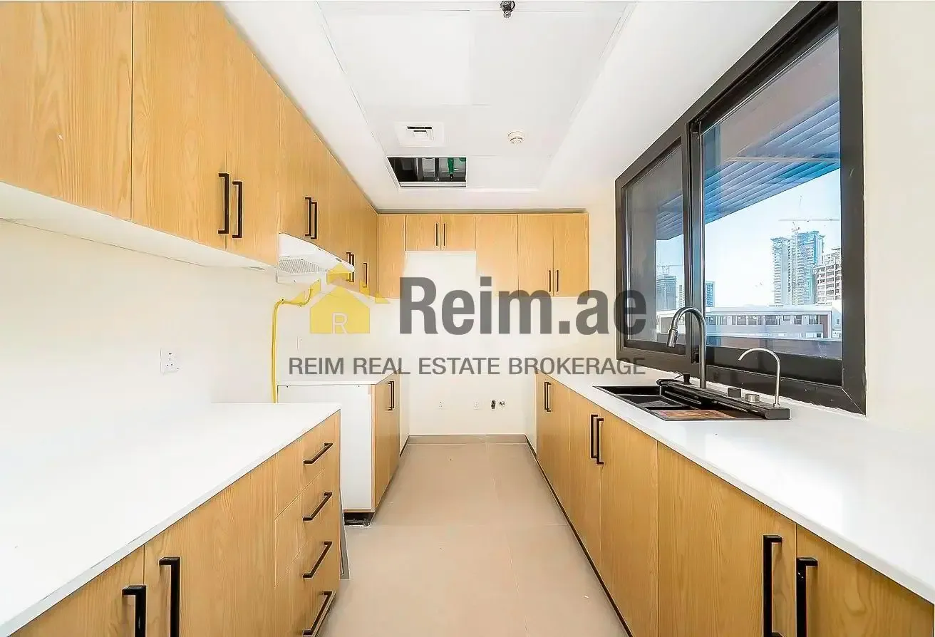 Spacious 2BD | Multiple Cheques | Great Amenities