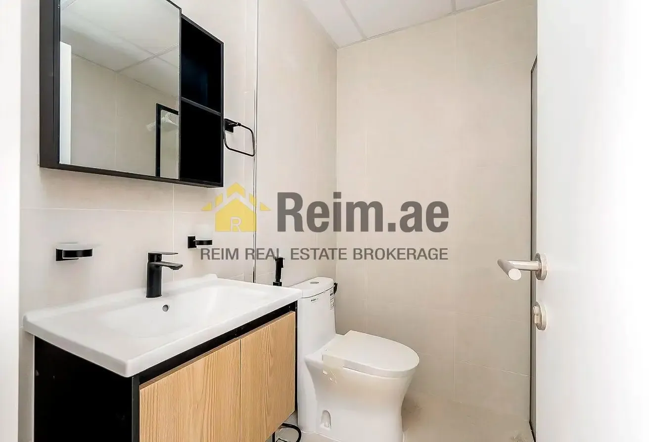 Spacious 2BD | Multiple Cheques | Great Amenities