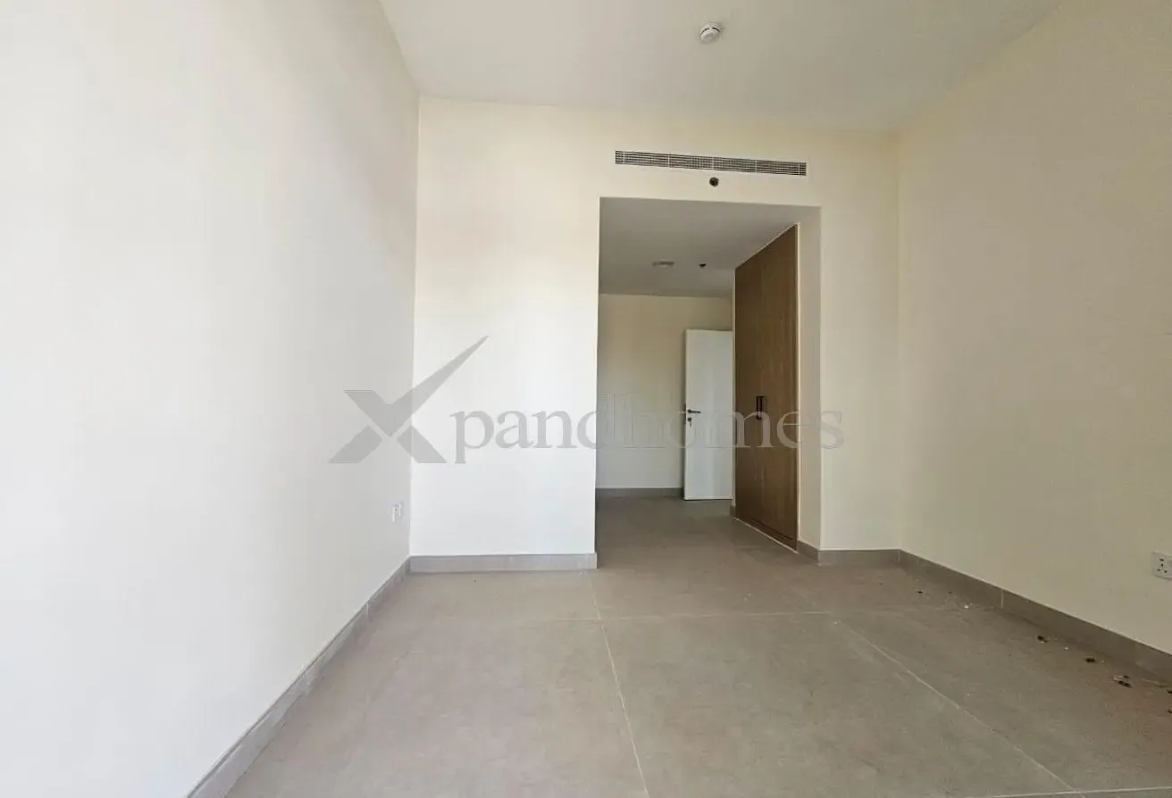 Large Living 2BHK | Ready to Move | Best Deal
