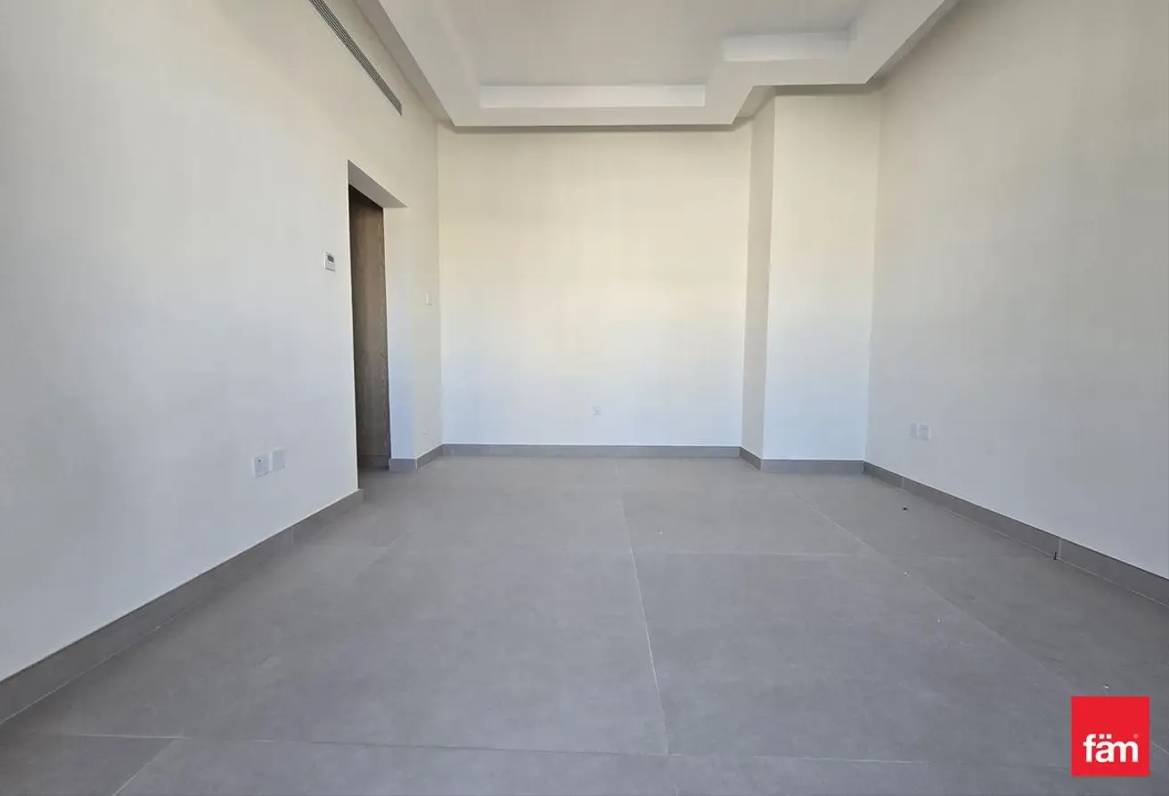 Ready to Move In | Big Layout | 4 Cheques