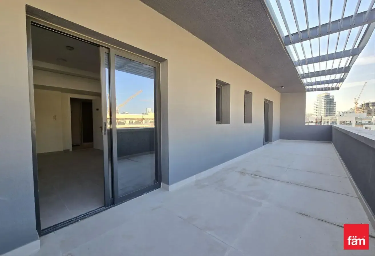 Ready to Move In | Big Layout | 4 Cheques