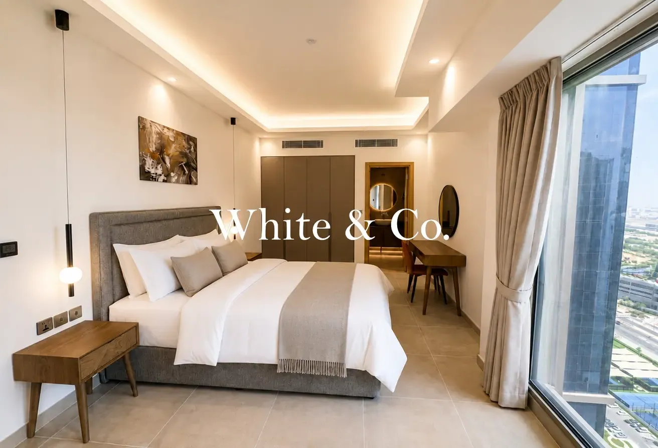 Elegant 2 Bedroom | Furnished | Vacant