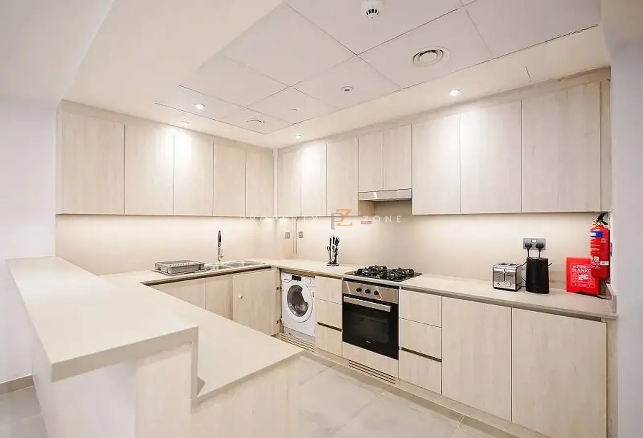 Spacious 2beds | Fully Furnished | Vacant