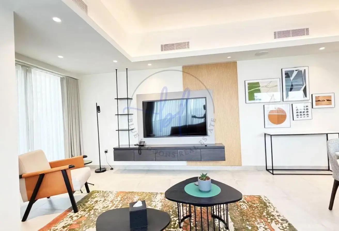 High-End Living | Marriott brand | All Bills IN