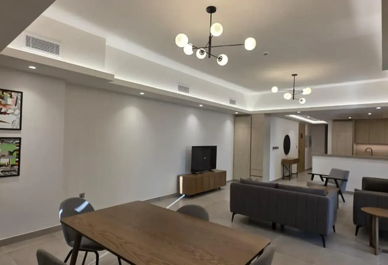 Chiller & Gas Free | Huge Layout | 12 cheques