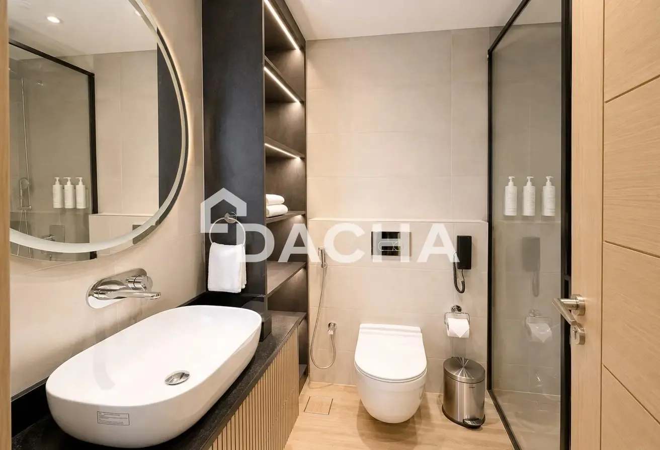 Serviced Living | First Move In | High Floor