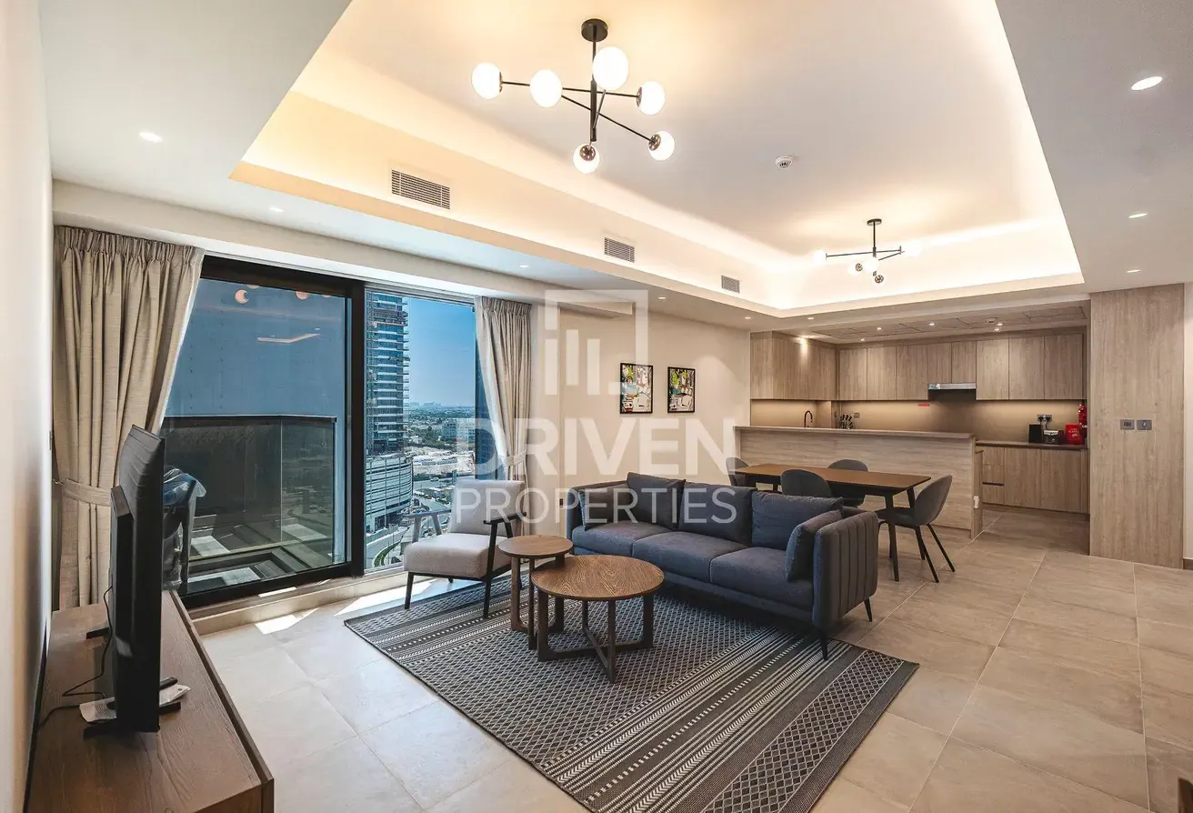 Spacious with Maids Room | Mid Floor | Furnished