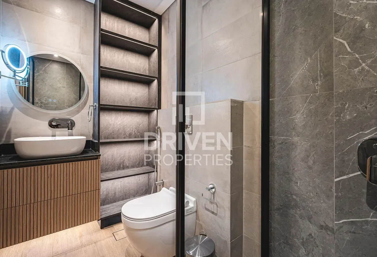 Spacious with Maids Room | Mid Floor | Furnished