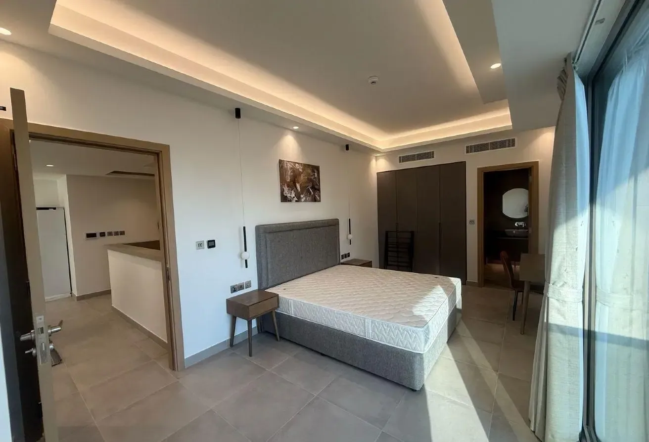 URGENT RENTAL | Fully Furnished 2BR | 4 CHEQUES