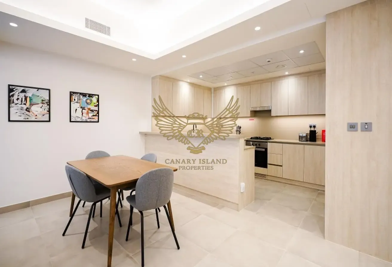 Furnished 2BR+Guests | Gas and Chiller Included