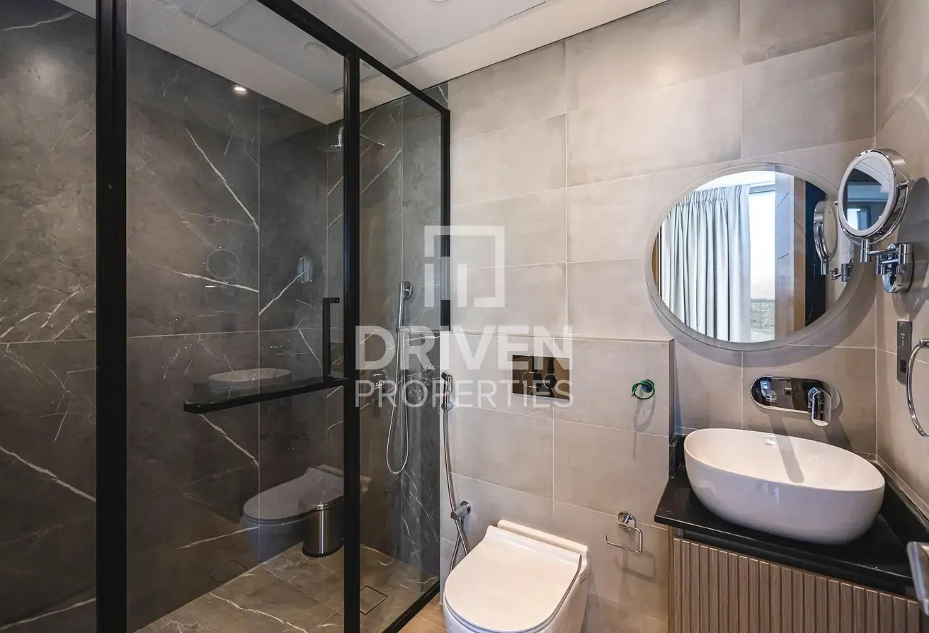 Huge Layout | High Floor | Brand New | Best View