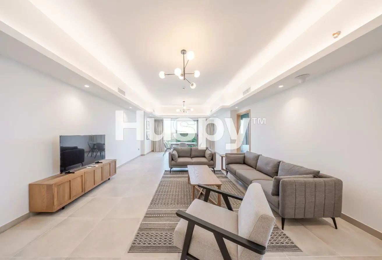 Jumeirah Islands View | Chiller Free | Rare Layout