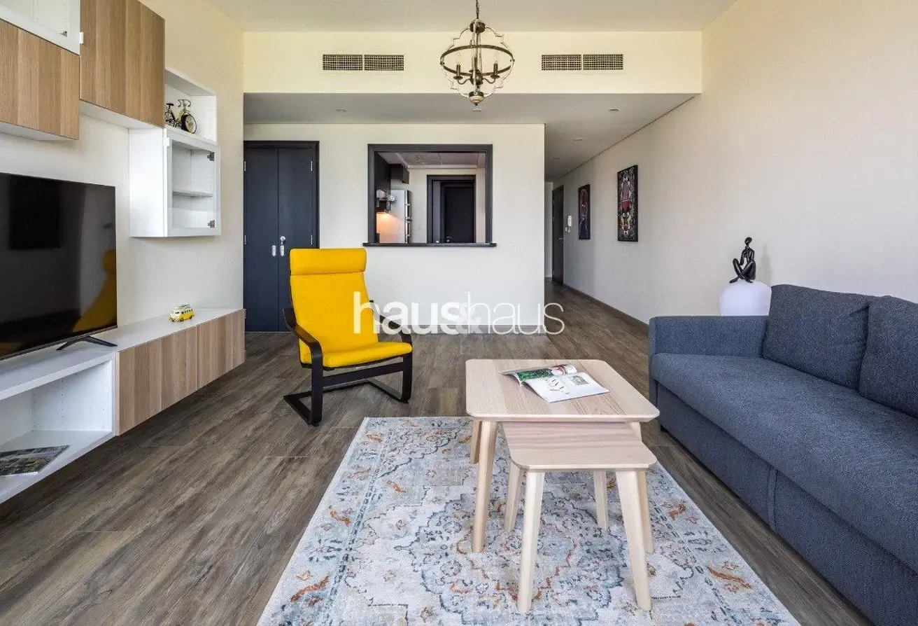 Fully Upgraded | Fully Furnished | 12 Cheques