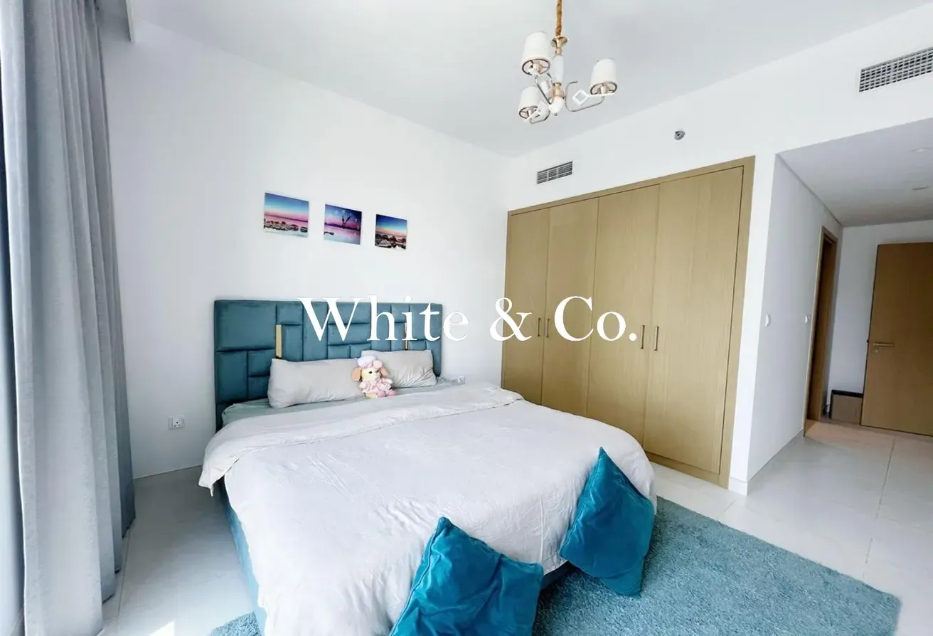 High Floor | Furnished | Great Location
