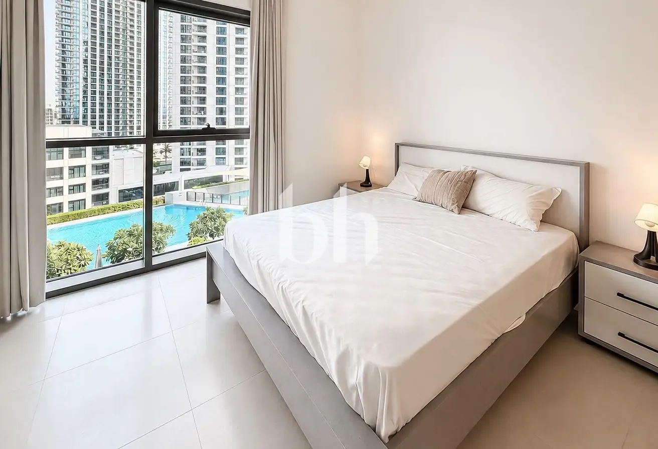 Pool View | Furnished | Mid Floor