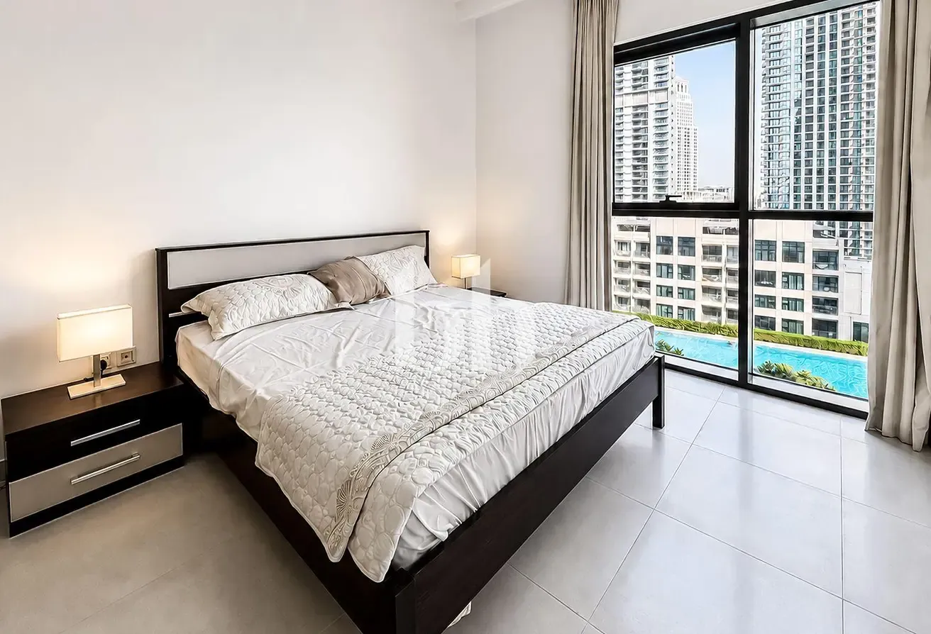 Pool View | Furnished | Mid Floor