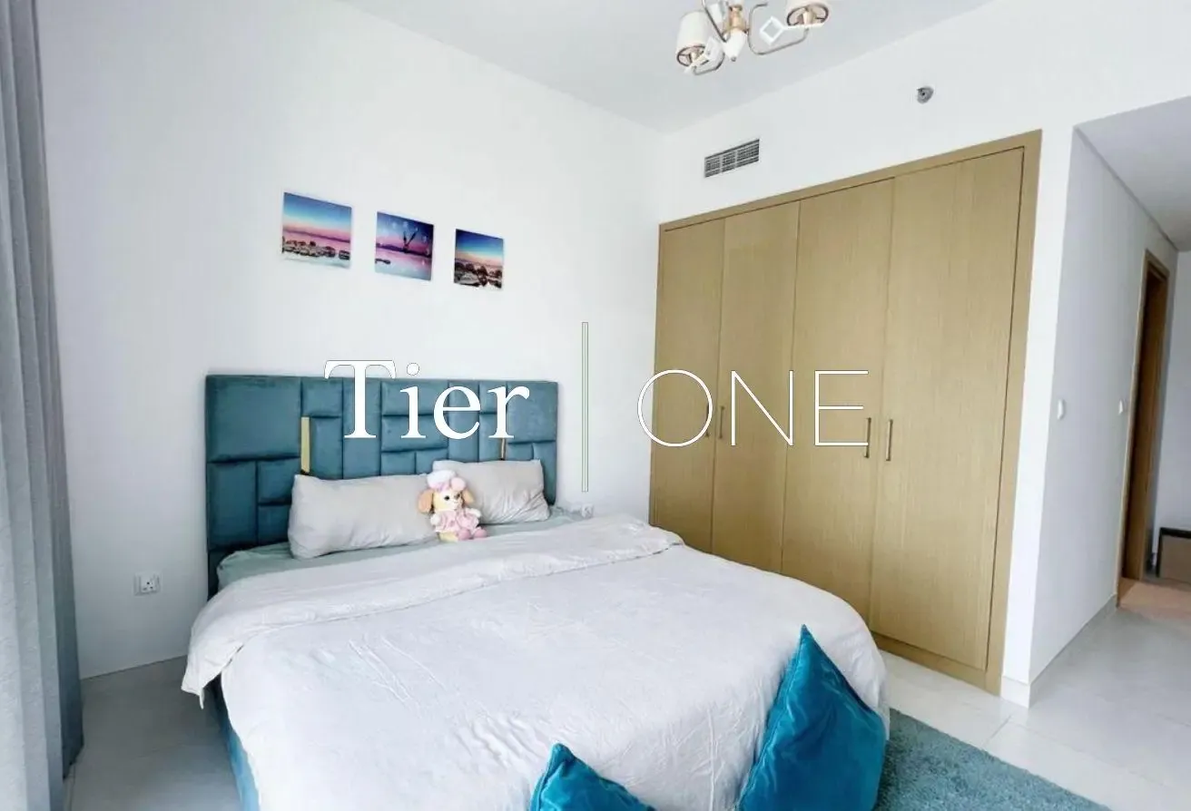 Furnished | Spacious | Vacant September