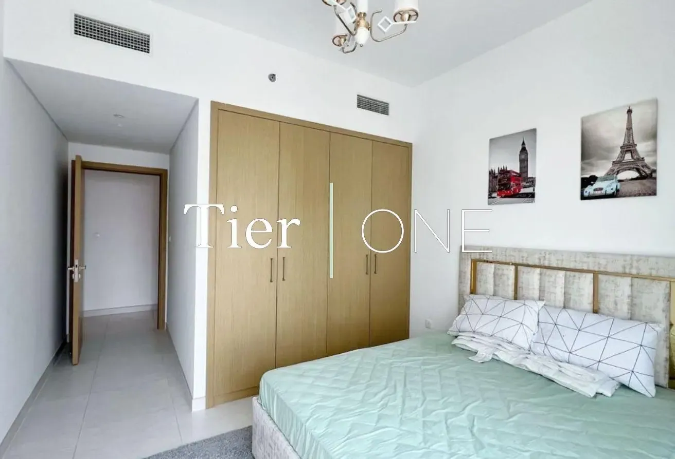 Furnished | Spacious | Vacant September