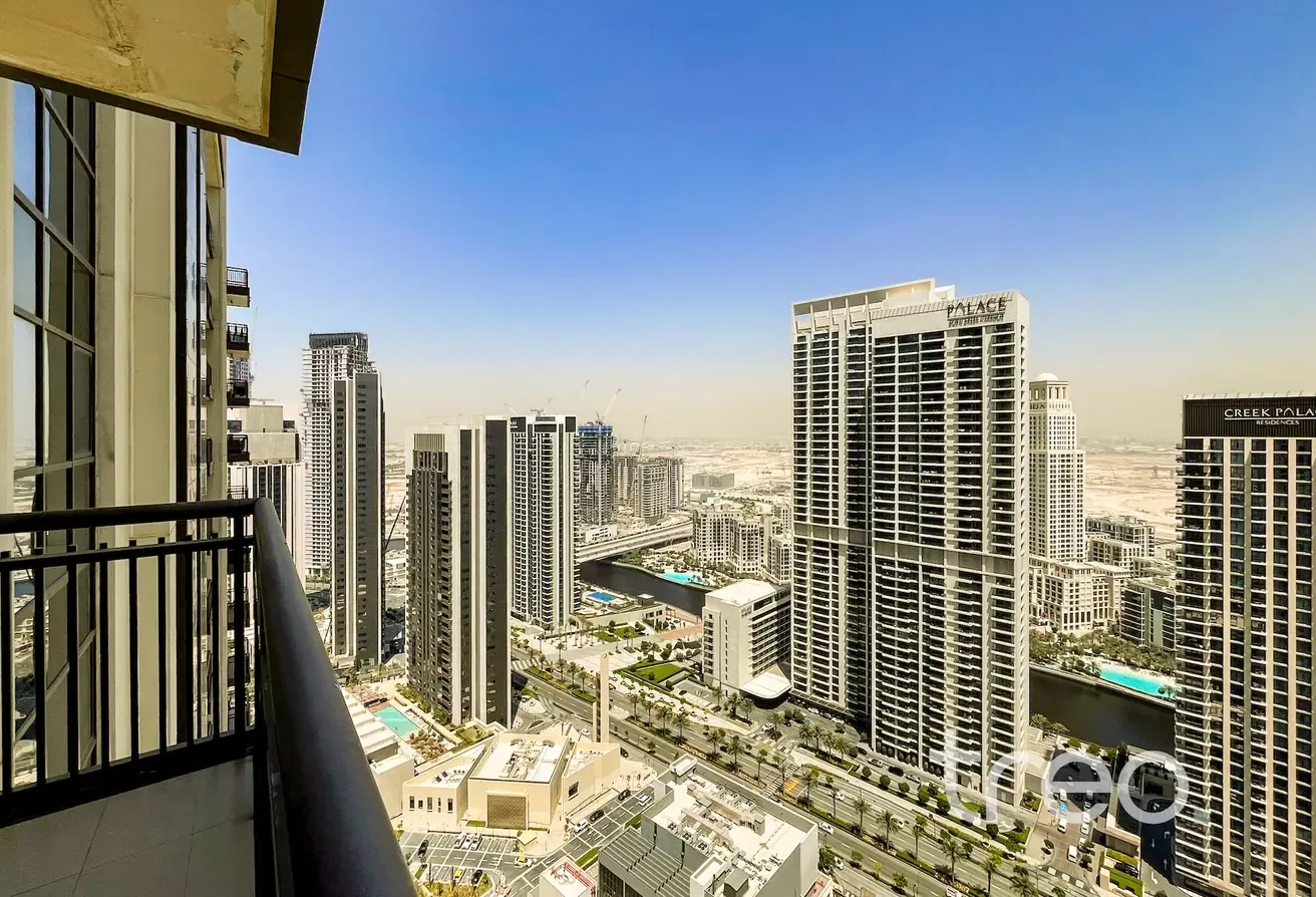 Vacant | Lagoon Views | High Floor