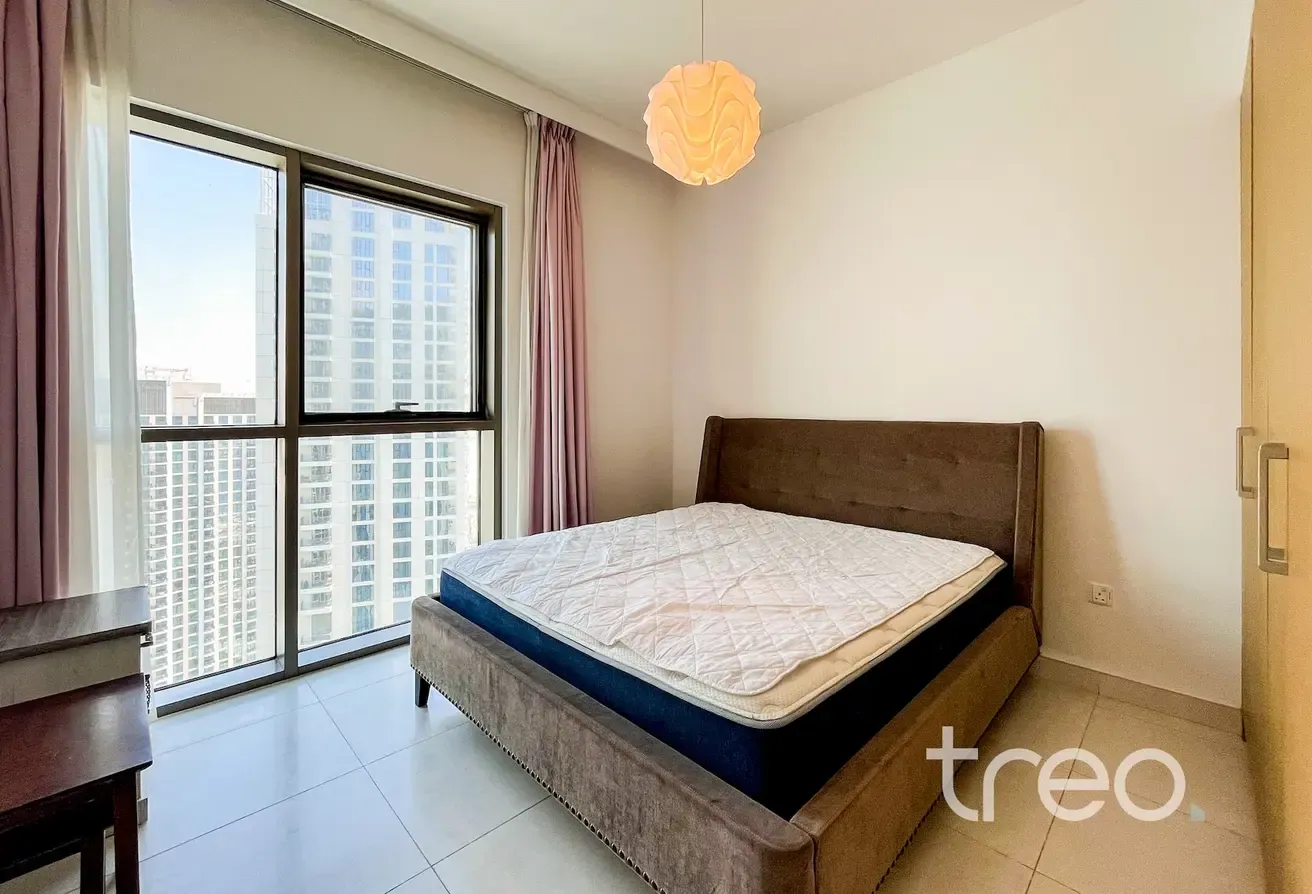 Vacant | Lagoon Views | High Floor
