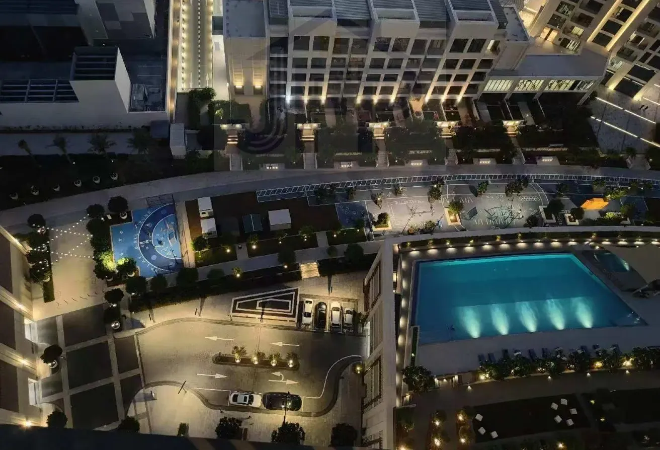 2BR apartment corner unit with partial sea view