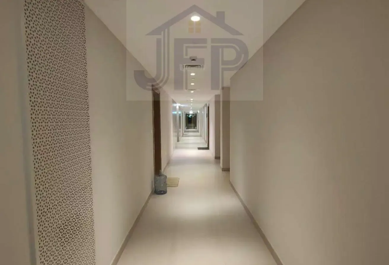 2BR apartment corner unit with partial sea view