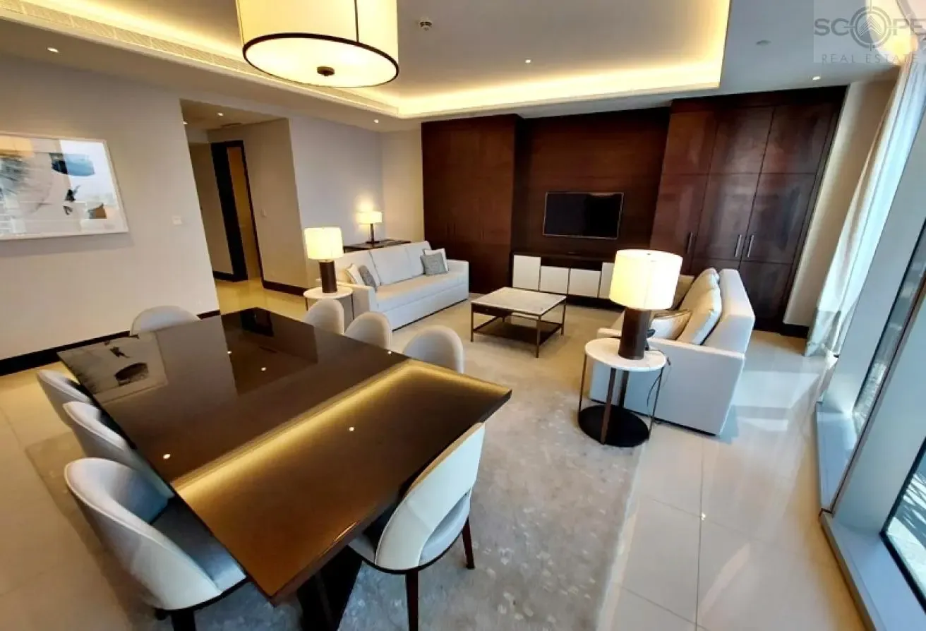 Burj Khalifa View | 3BR Apt | Bills Included