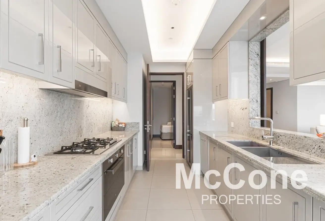 All Bills Inclusive | Vacant | High Floor
