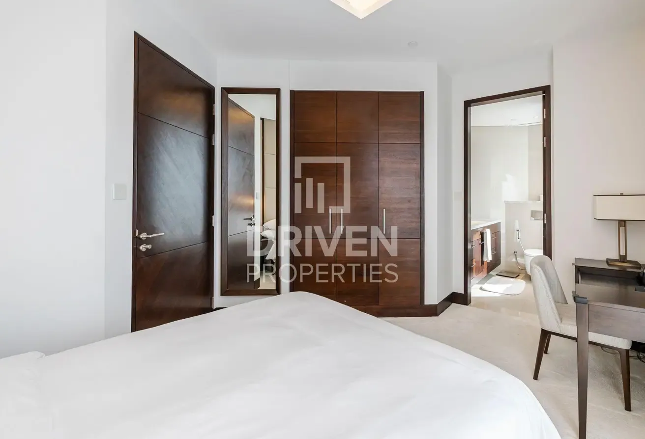 Spacious with Full Burj and Fountain Views