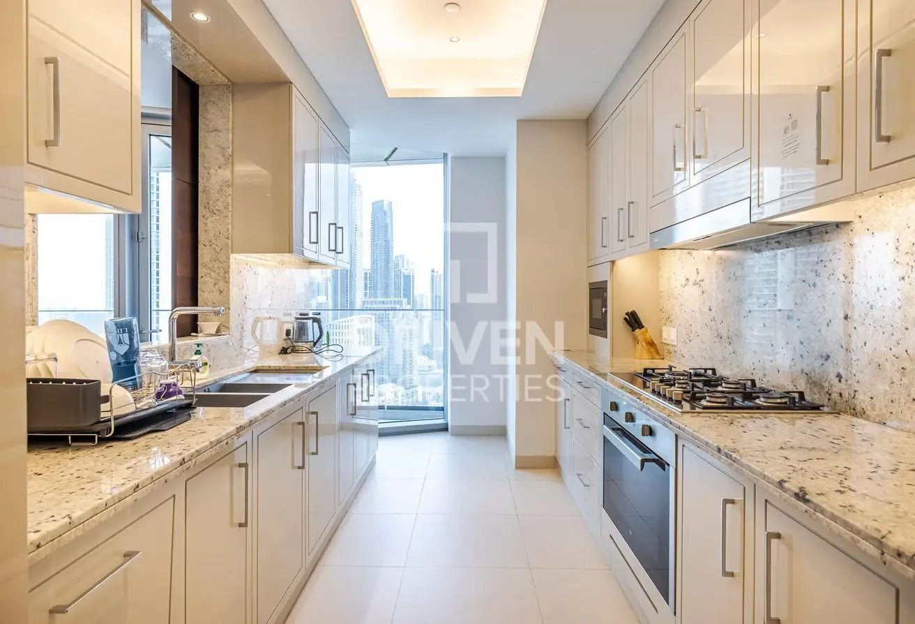 Spacious with Full Burj and Fountain Views