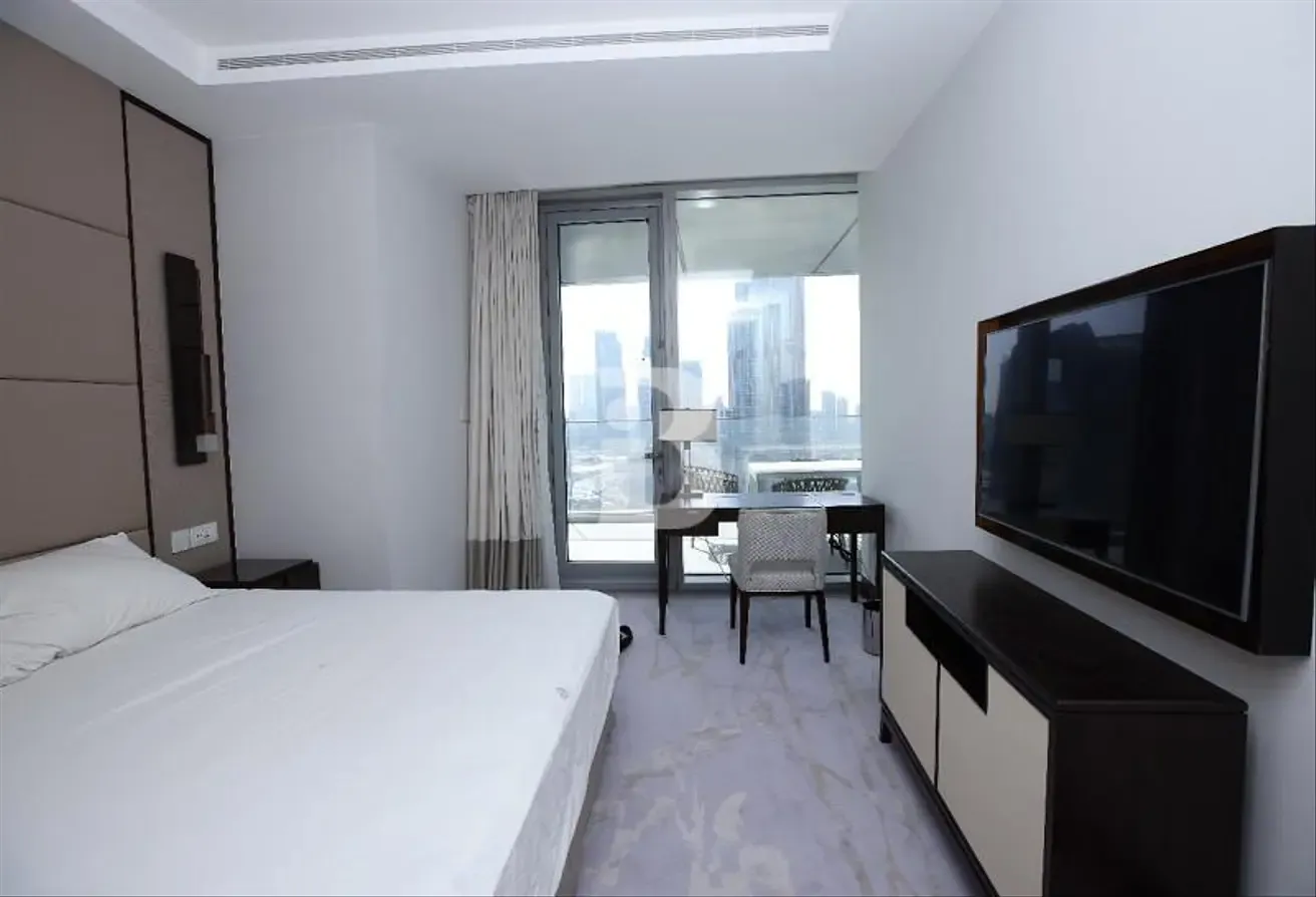 Spacious Layout | Ready to Move | Mid Unit