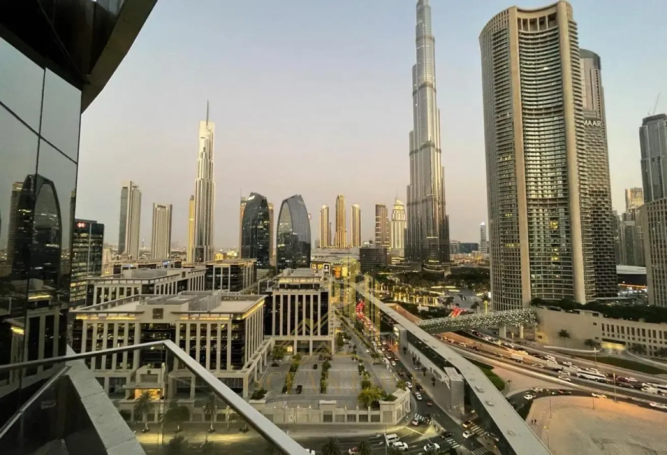 Burj Khalifa View | Luxury Furnished 3BR |Sky View