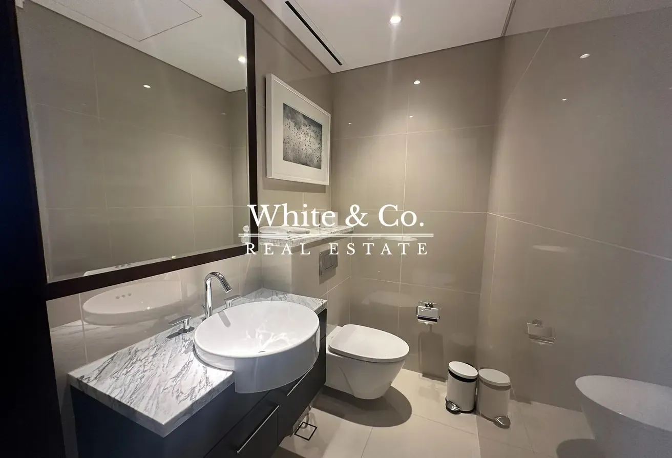 Burj Khalifa View | Luxury | Brand New