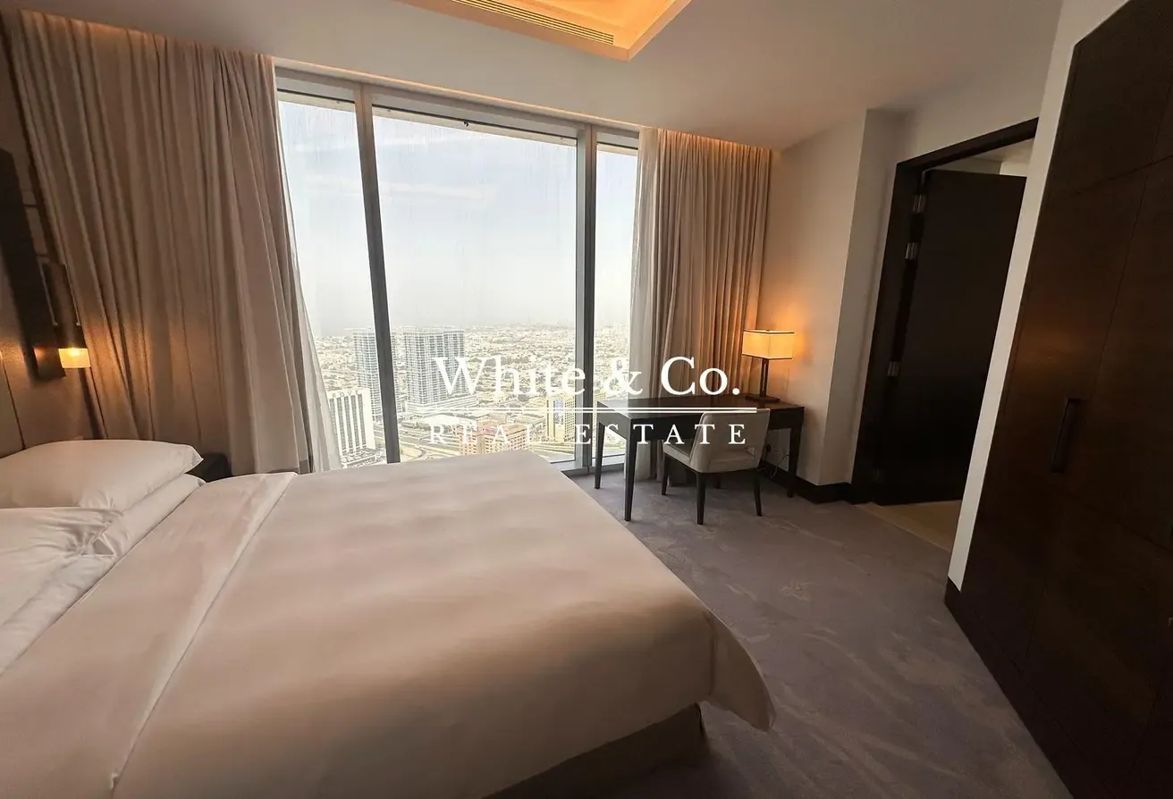 Burj Khalifa View | Luxury | Brand New
