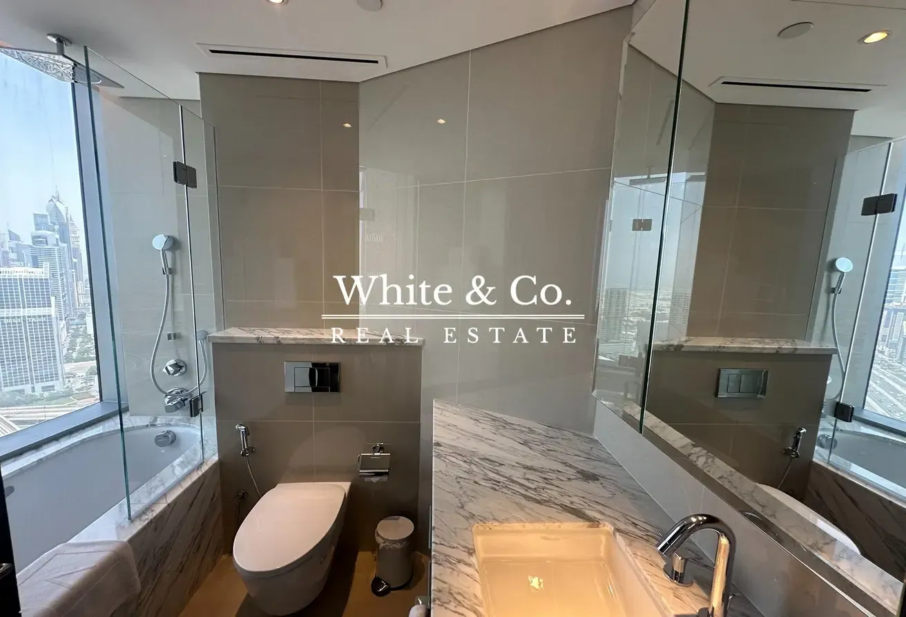 Burj Khalifa View | Luxury | Brand New