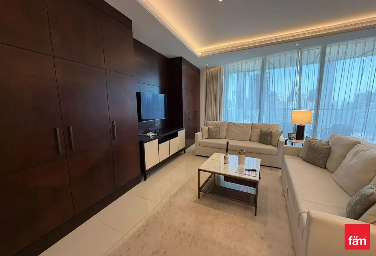 Burj Khalifa View | Corner Unit | Vacant