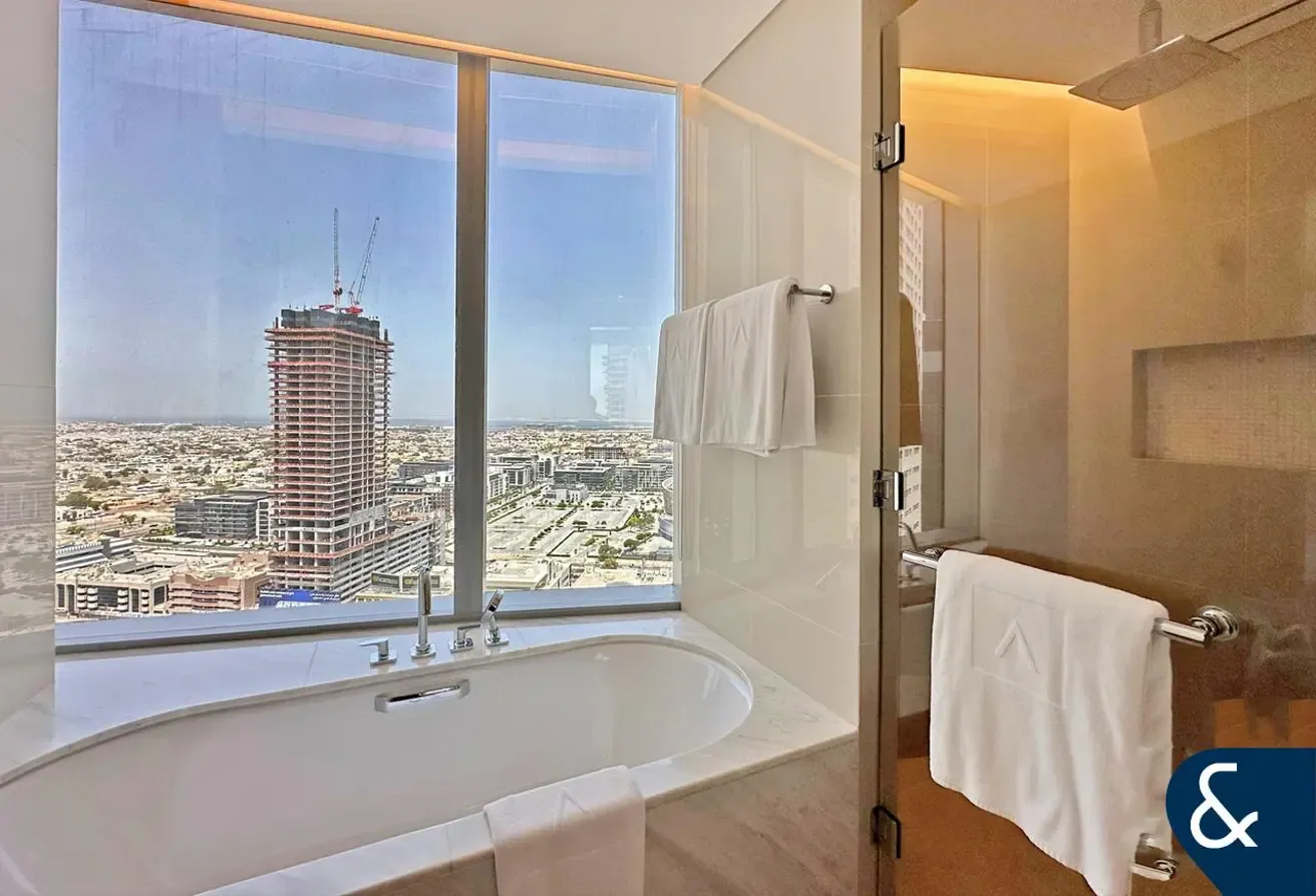 Vacant | Luxury Living | Burj Khalifa View
